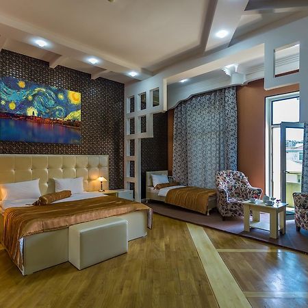 Vania Hotel Baku Exteriör bild
