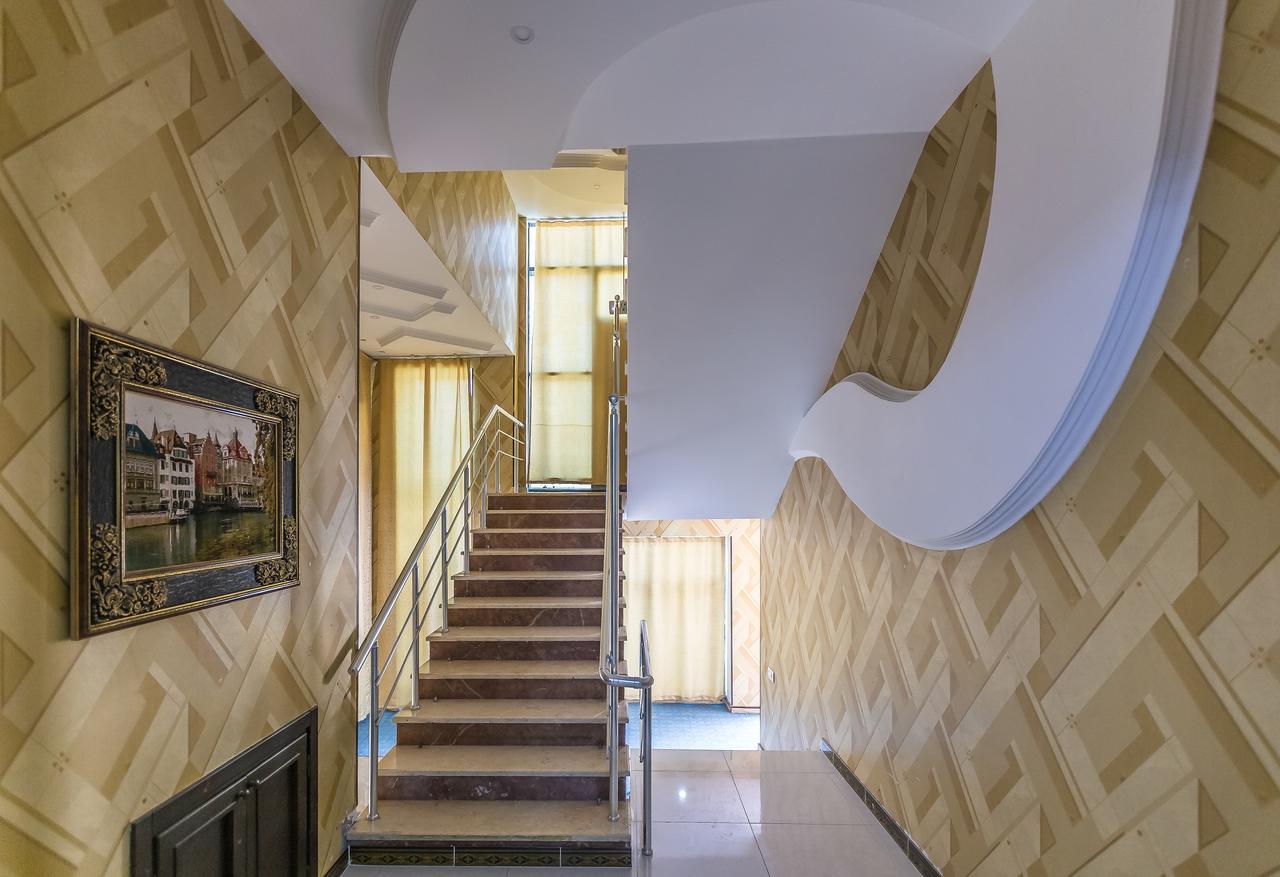 Vania Hotel Baku Exteriör bild